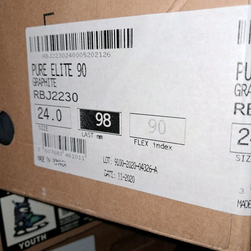 Rossignol Ski Boots Like New, Size 24-24.5 (38)