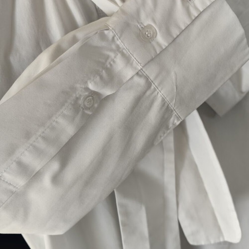 White women's shirt cotton like new, quarter sleeve, size M