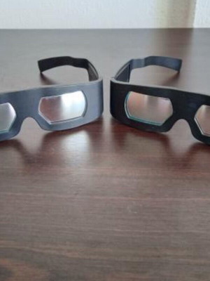 Collectible 3D projection glasses, 2 pairs, like new