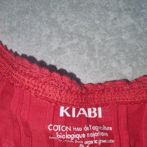 Kiabi red tank top for girls 7-8 years