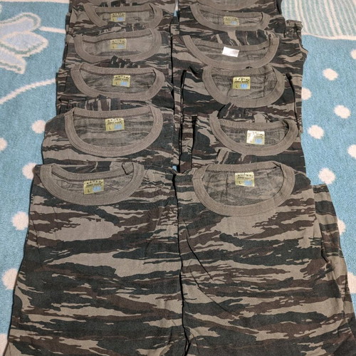 Military t-shirts used, pack of 12, size Large, Army race