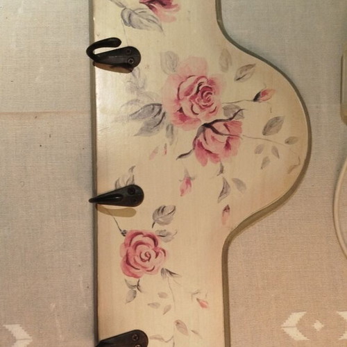 Wooden wall hanger used, 40 cm, four hooks, floral design
