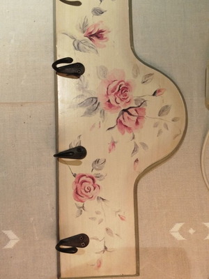 Wooden wall hanger used, 40 cm, four hooks, floral design