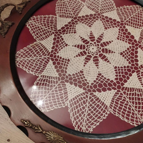 Wooden serving tray with crochet used, 40cm diameter