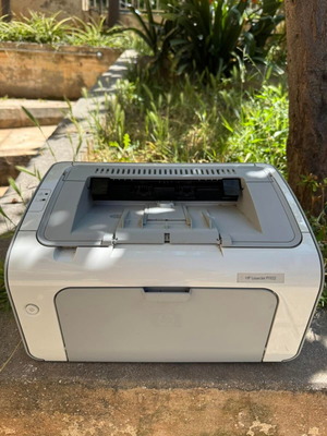 HP LaserJet P1102 εκτυπωτής μεταχειρισμένος με μελάνι μέσα