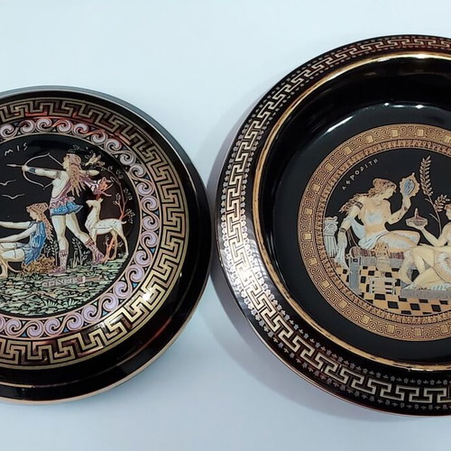 Jewelry box 24K gold handmade, Artemis and Aphrodite design, diameter 15 cm