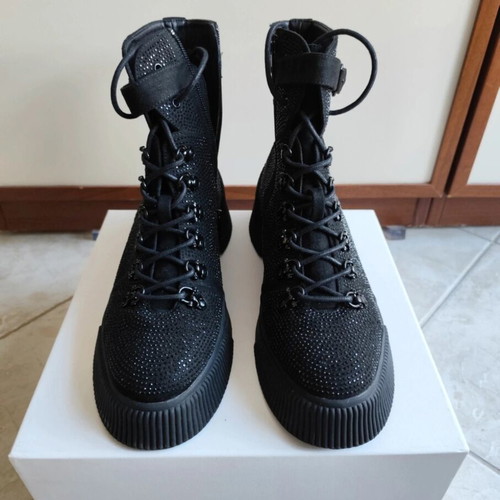 Bibi Lou ankle boots like new, size 40, black