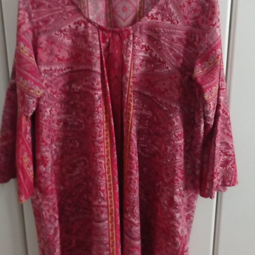 Tunic set of 3 with backpack gift, like new, Benetton and Donna Karan
