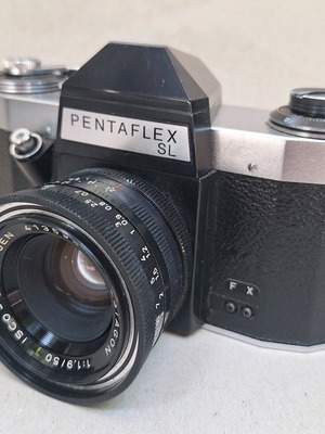 Pentaflex SL camera used with case