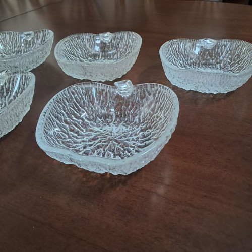 Vintage dessert bowls set of 5 like new