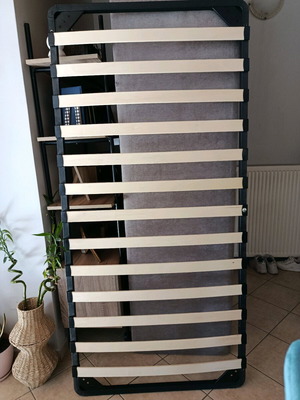 Anatomic Bed Frame like new 190x90 with 6 detachable legs
