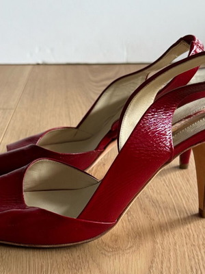 Rupert Sanderson Vogue Heels size 38 red patent leather used