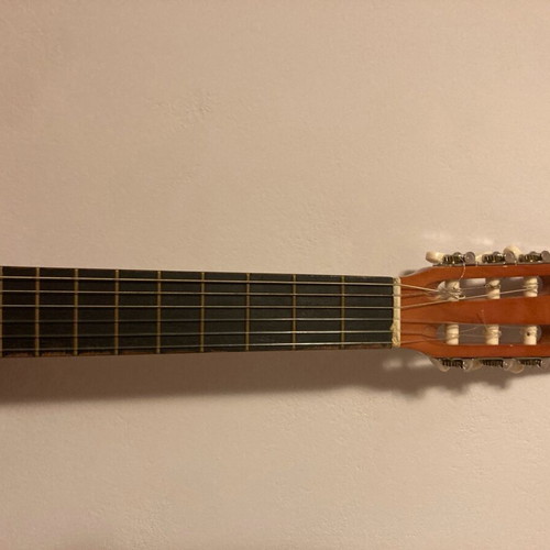 Suzuki SNG-200 classical guitar 3/4 used with case