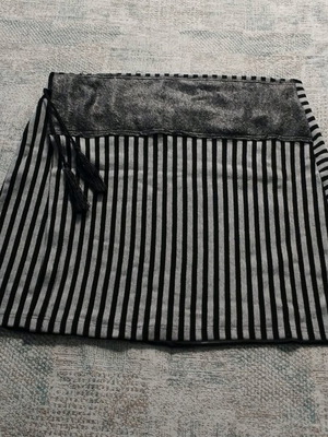 Mini skirt handmade, like new, black and gray, low waist