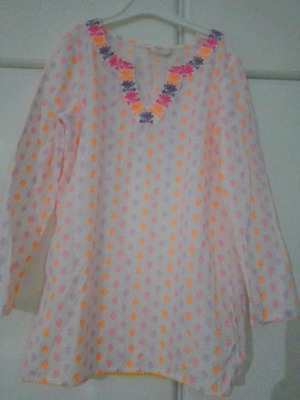 Girls' blouse used, size 134 cm, age 9