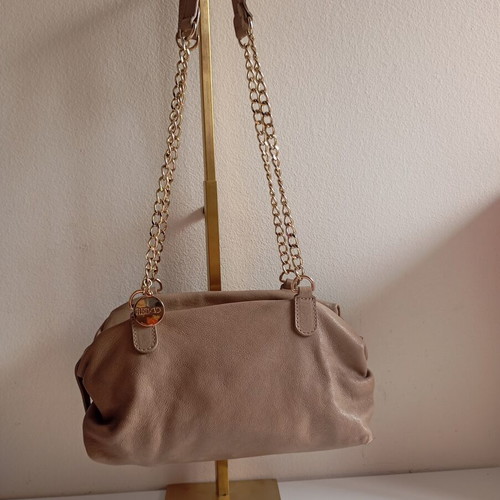 Red Valentino Garavani leather shoulder bag like new, beige, 28x17 cm