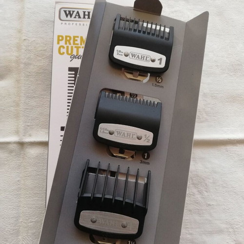 Wahl professional hair clipper like new with accessories