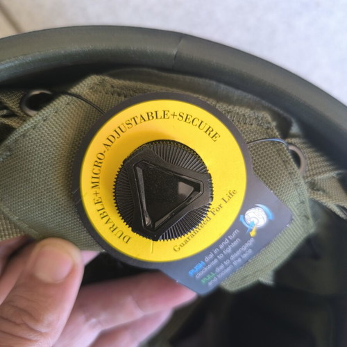 Airsoft plastic military helmet like new with new interior and BOA dialer