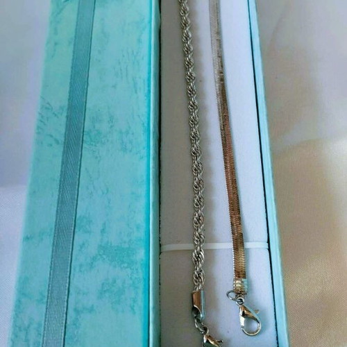 Set of two stainless steel bracelets new, unisex silver