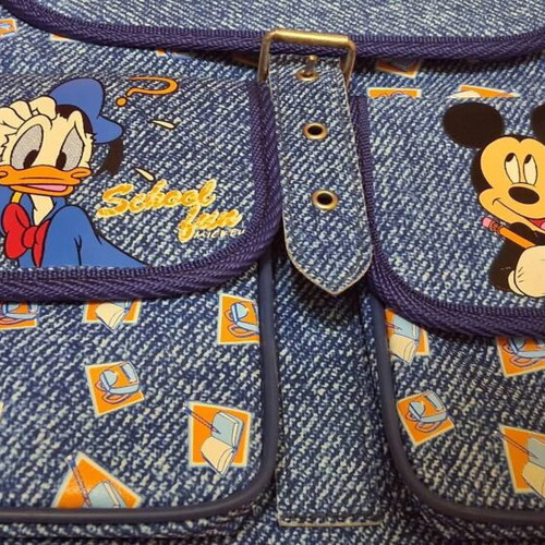 Paxos vintage schoolbag with Disney characters