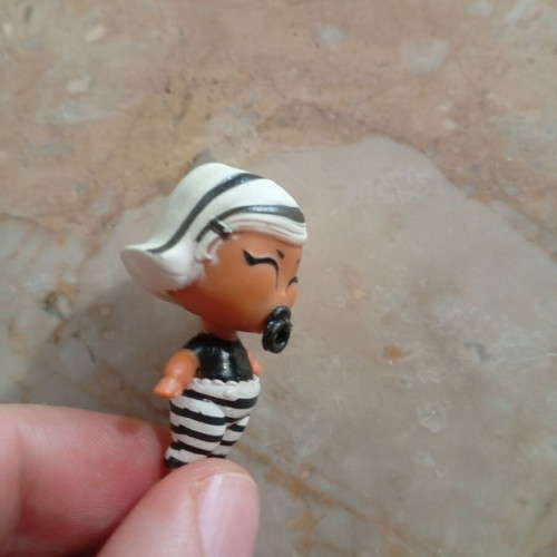 Lil Witchay collectible L.O.L. Surprise! figure