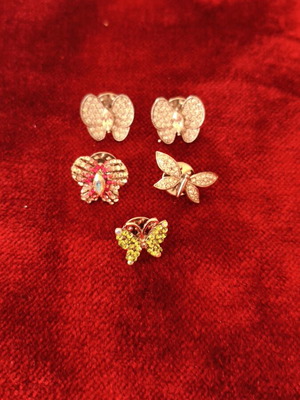 Decorative pins with rhinestones like new, various designs