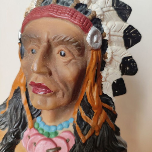Vintage Native American Chief Bust Statue used, decorative figure