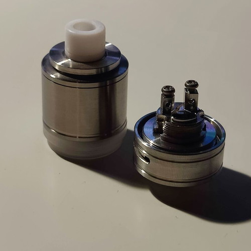 SXK Steam Tuners MTL RTA used, high flavor performance