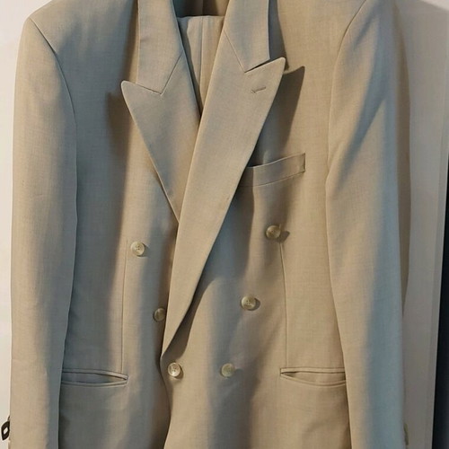 Men's suit No56 light beige like new, wide fit
