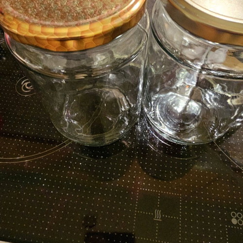Glass jars used, pack of 4, 950 grams