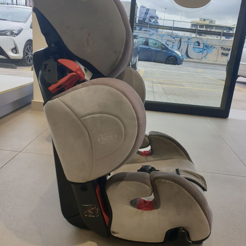 Recaro Young Sport car seat like new