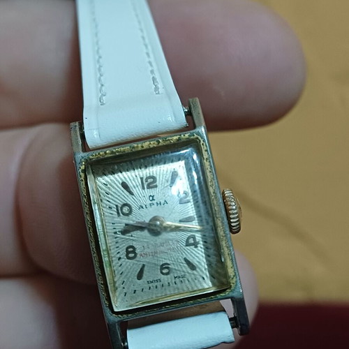 Alpha women's manual-wind vintage wristwatch used