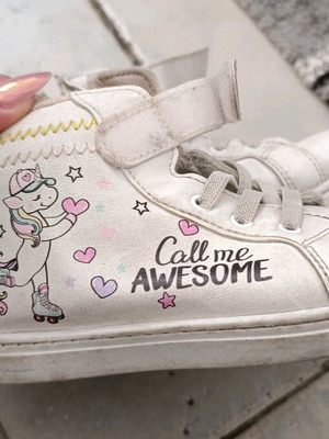 Girls' boots used no30 with unicorn design LC Waikiki
