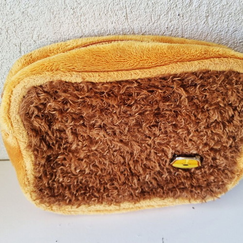 Maggio large plush toiletry bag with dog pin