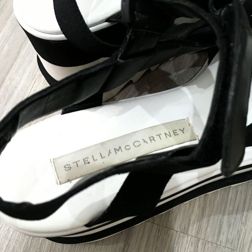 Stella McCartney Elyse Sandals like new, size 39.5, black and white platform