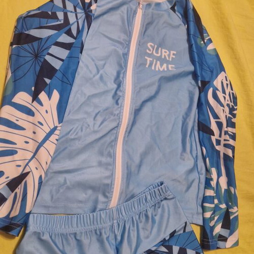 Sun-protective swimwear set with top and bottom, blue and white, size 134 cm