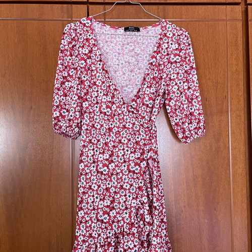 Floral Wrap Dress Bershka size S like new, red and white