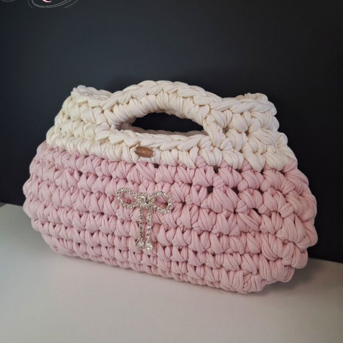 Handmade pink bag from textile yarn, new