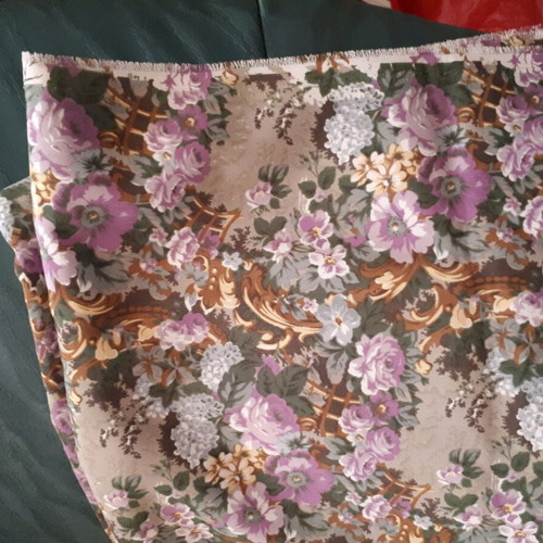 Vintage fabric piece for clothing, approx. 1.15 x 3.30 meters, polyester