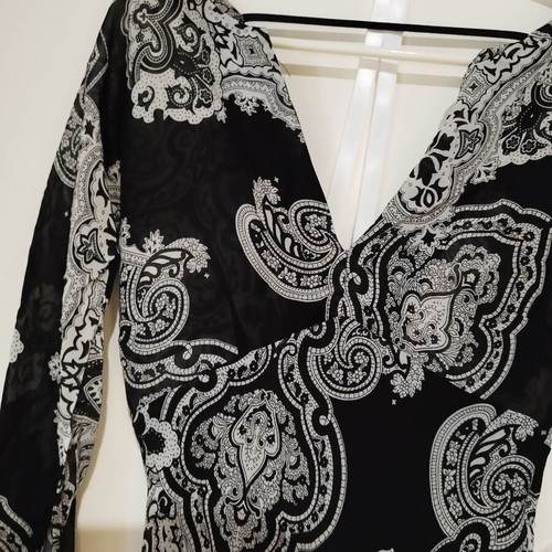 Asymmetric long dress XS black and white like new