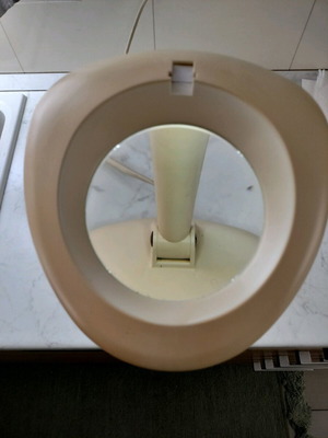 Table magnifying glass used, missing cap