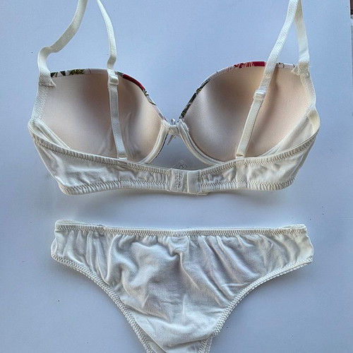 Jadea push up set 70B with small Brazilian slip, new