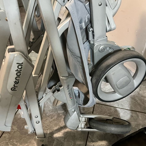 Prenatal stroller and carrycot used with mattress and winter cover