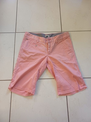 Tommy Hilfiger women's shorts used, size S, pink