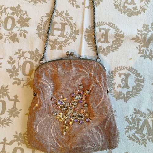 Vintage pink handbag accessory