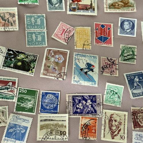 Lot of 6 used stamps from various countries
