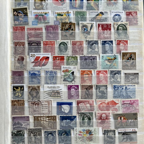 A4 Stamp Album with 16 Pages, World Collection