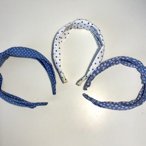 Shein set of 3 headbands, white and blue