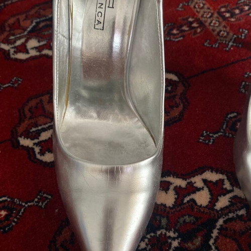Kemal Tanca silver synthetic heels size 40 like new