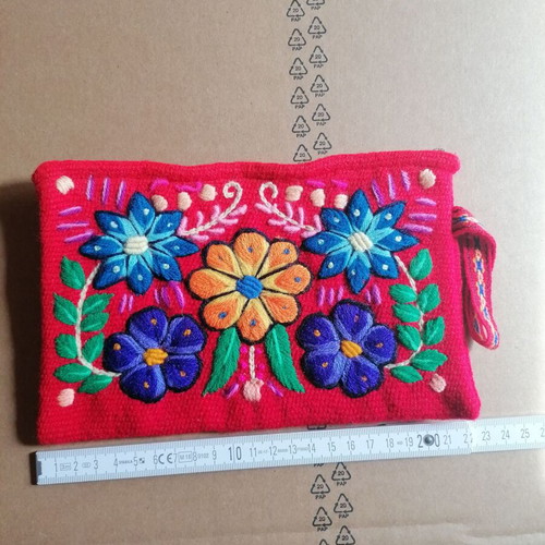 Handmade Peruvian toiletry bag new, woven and hand embroidered